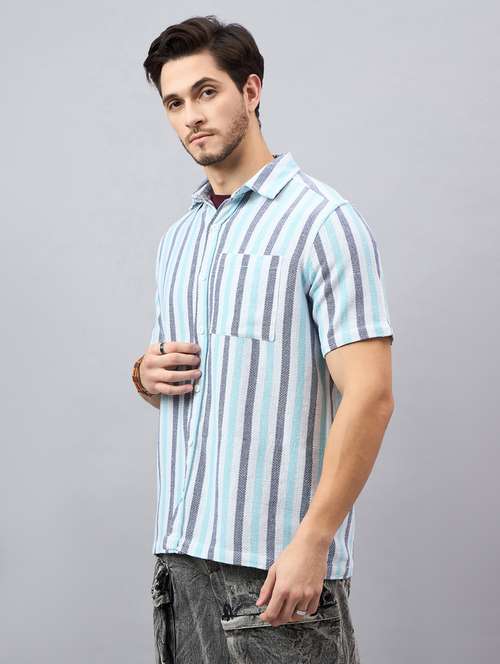 men short sleeves casual shirts - 21345562 -  Standard Image - 0