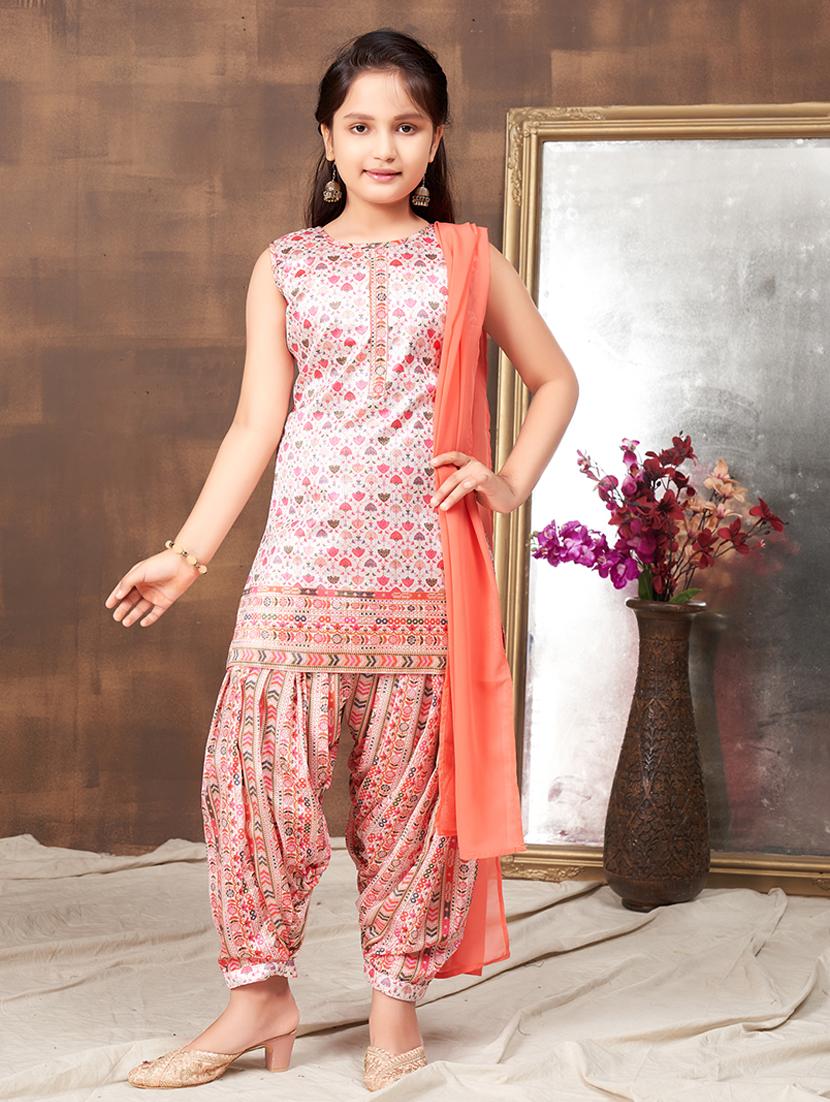 girls printed suit set with dupatta - 21349126 - Zoom Image - 0