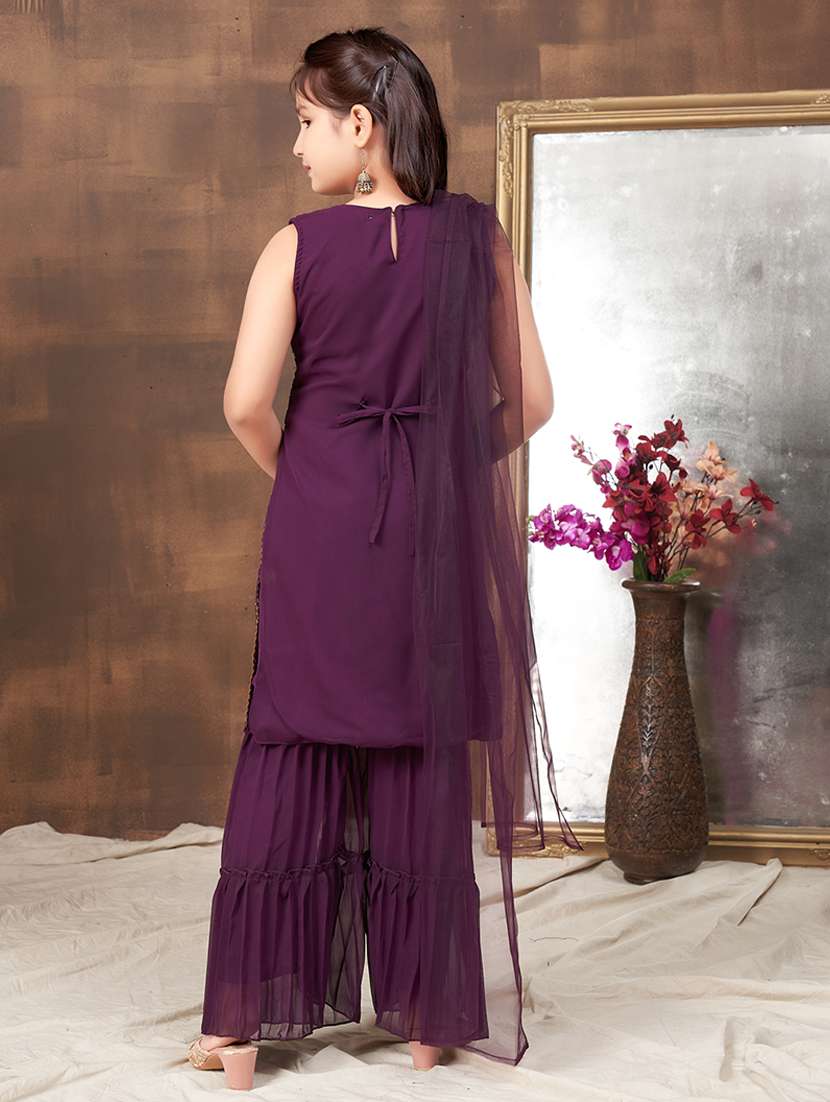 girls embroidered suit set with dupatta - 21349128 -  Standard Image - 3