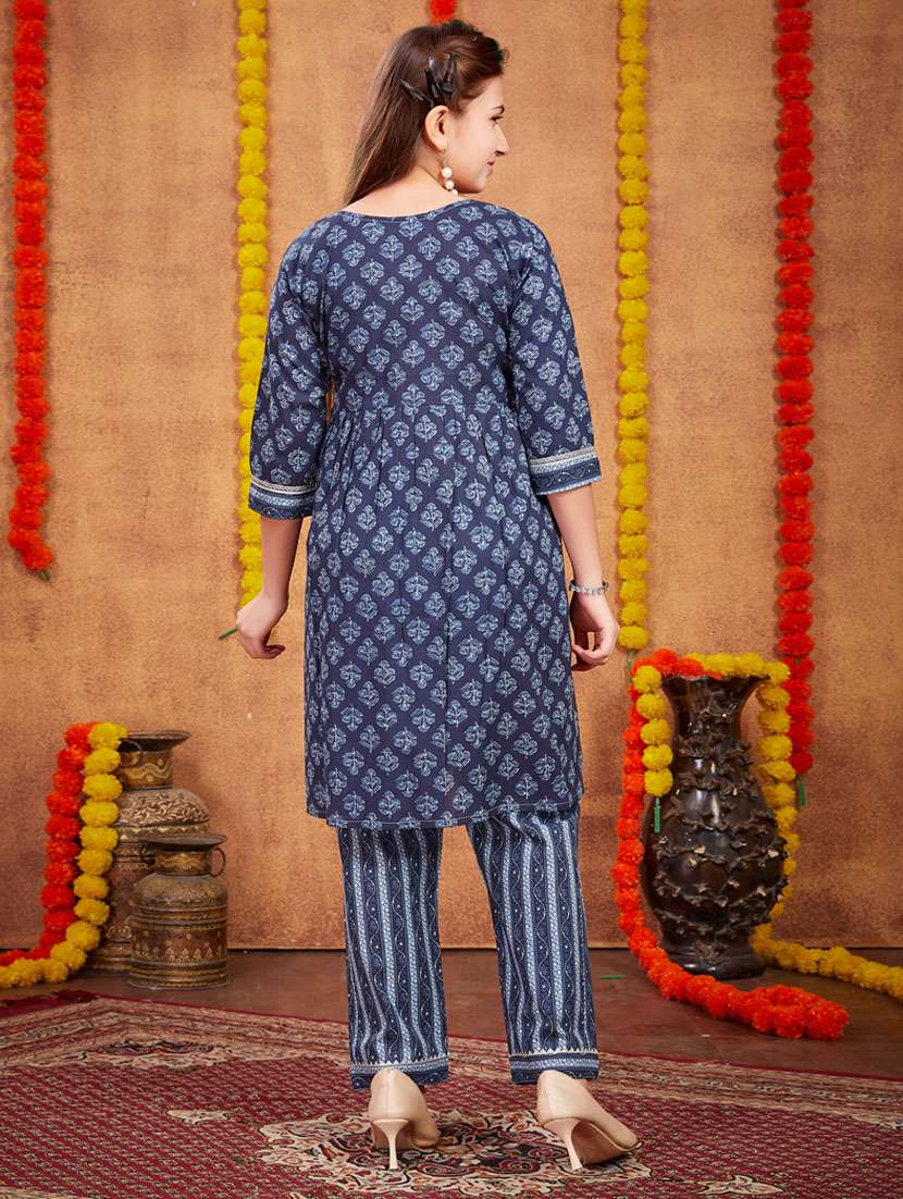 girls top and bottom ethnic wear sets - 21349134 -  Standard Image - 3