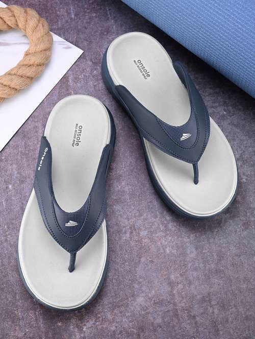 men solid flip flop - 21349412 -  Standard Image - 0