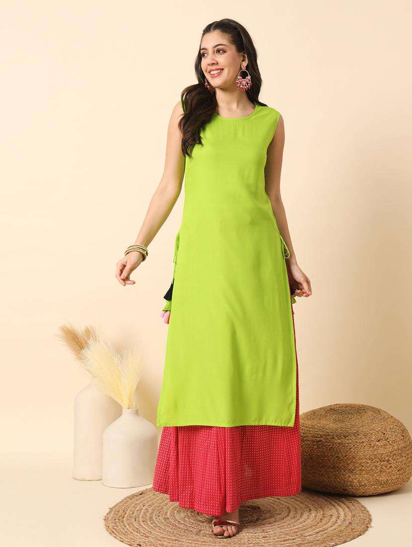 women solid straight kurta