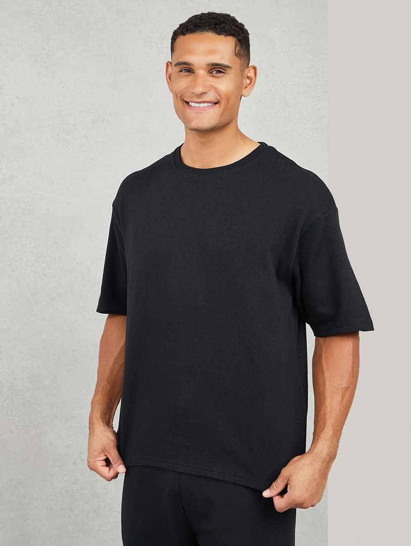 men black cotton blend co-ord set - 21352106 - Zoom Image - 0