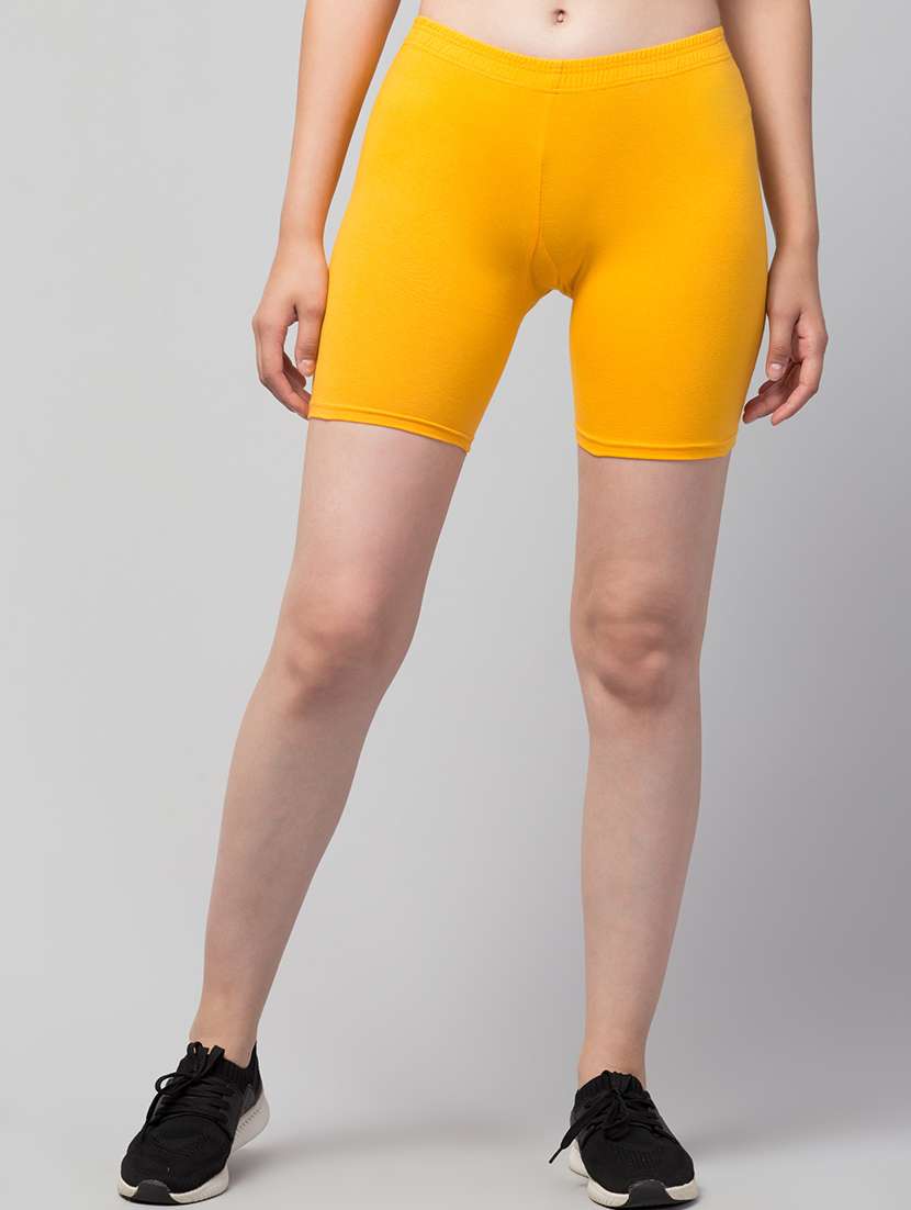women's solid mid rise active wear shorts - 21352706 - Zoom Image - 0