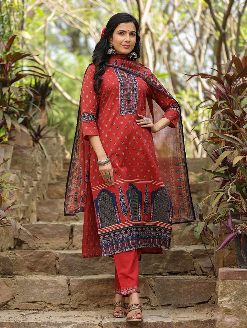 women three quarter sleeve kurta pant with dupatta set - 21352797 -  Standard Image - 3
