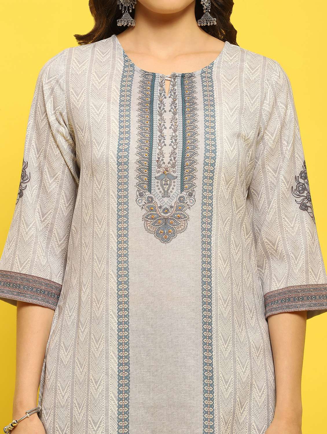 women three quarter sleeve kurta pant with dupatta set - 21353597 -  Standard Image - 5