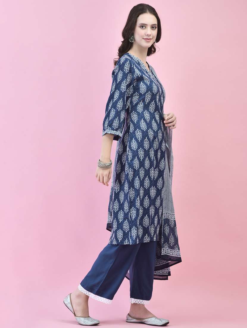 women three quarter sleeve kurta pant with dupatta set - 21353690 -  Standard Image - 3