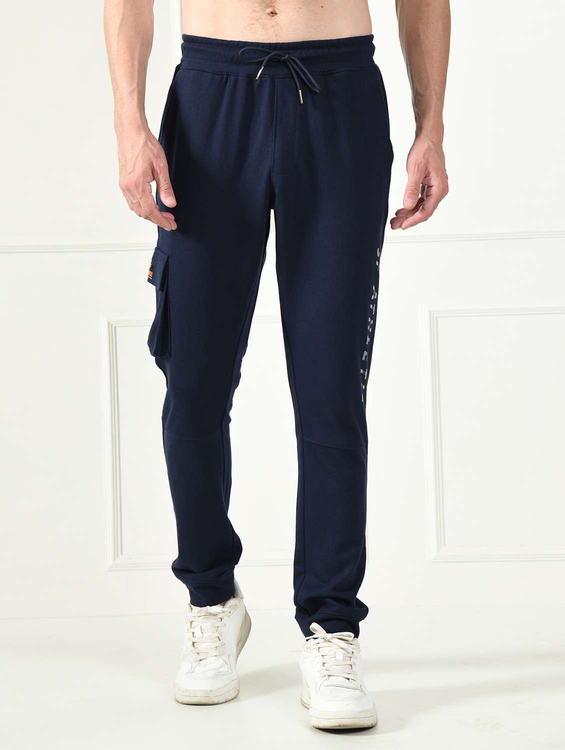 men mid rise relaxed fit jogger 