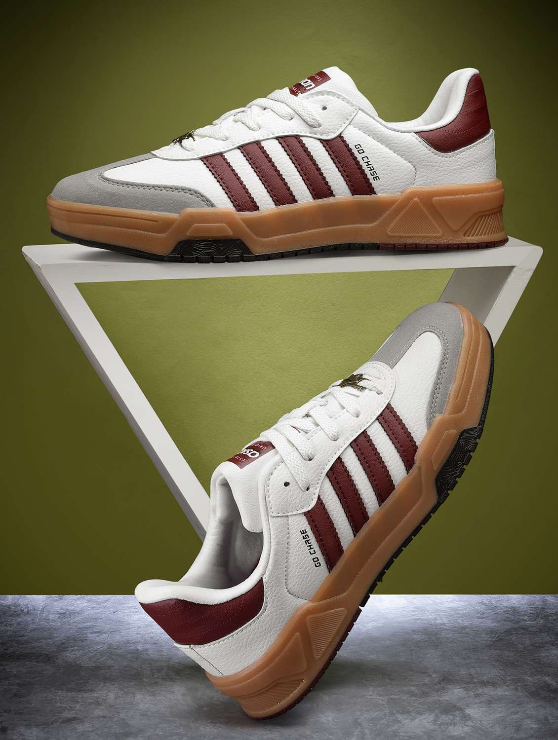 men white lace up sneakers - 21353779 - Zoom Image - 0
