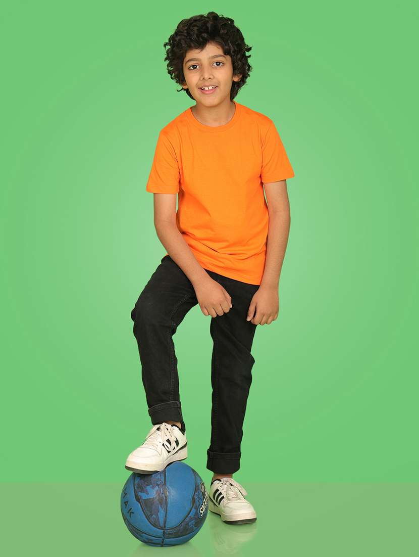 boys solid round neck t-shirt - 21354995 -  Standard Image - 3