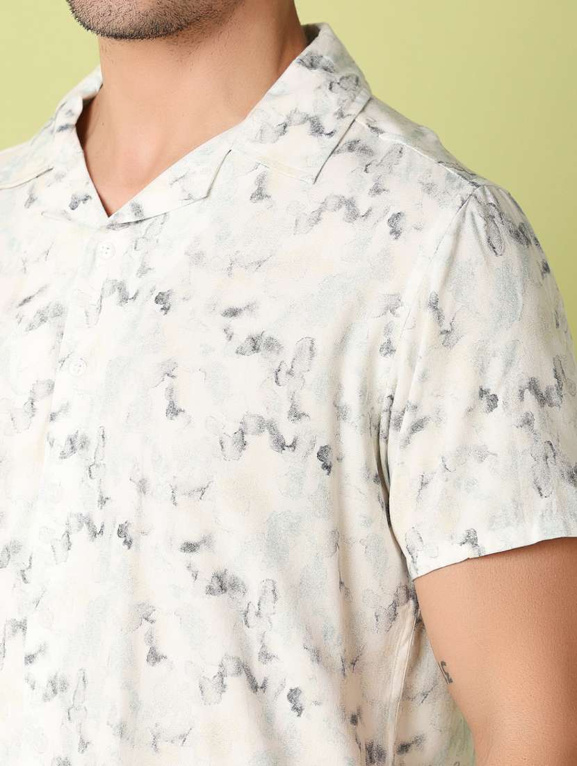 men green printed casual shirt - 21356119 -  Standard Image - 5