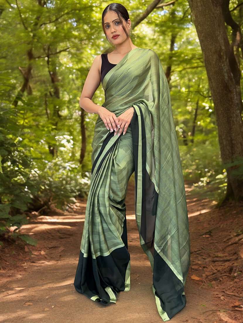 women striped printed saree with blouse - 21359296 - Standard Image - 3