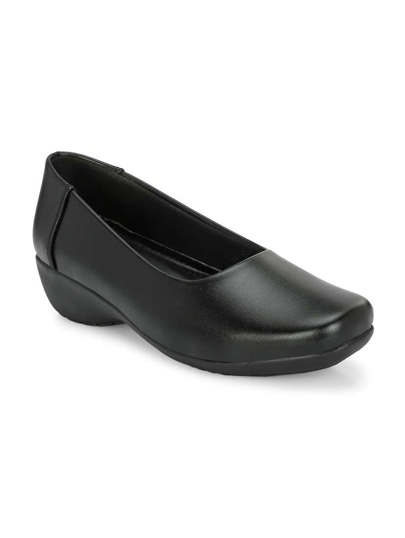 women black slip on formal shoe - 21359313 -  Zoom Image - 0