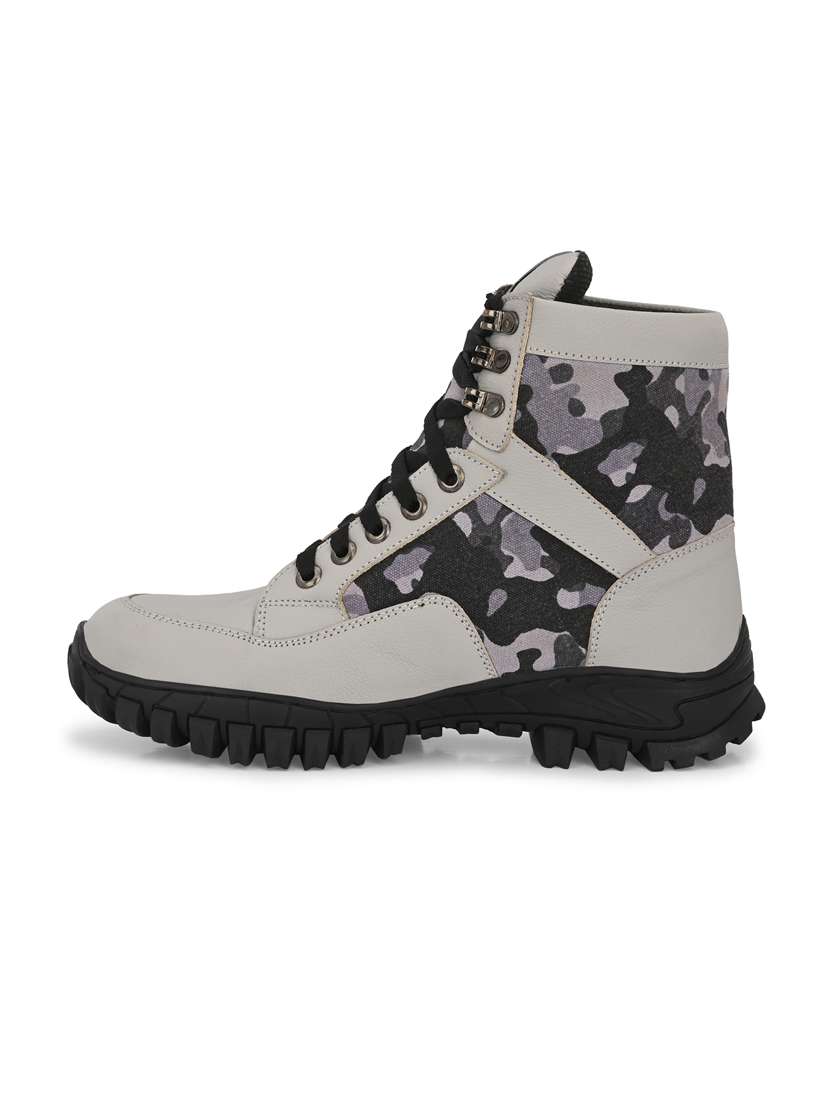 men lace up trekking shoes - 21359335 - Standard Image - 3