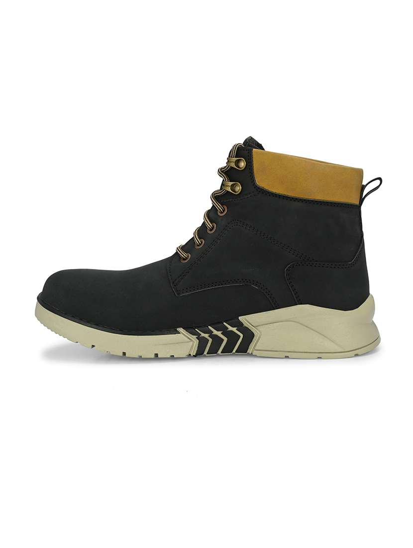 brown hiking boots - 21359358 - Standard Image - 3