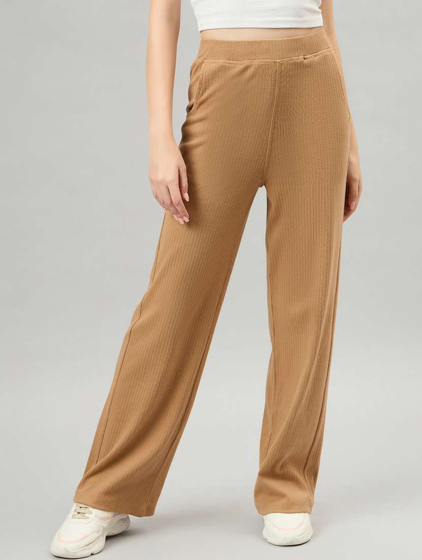 women solid high rise relaxed fit track pant