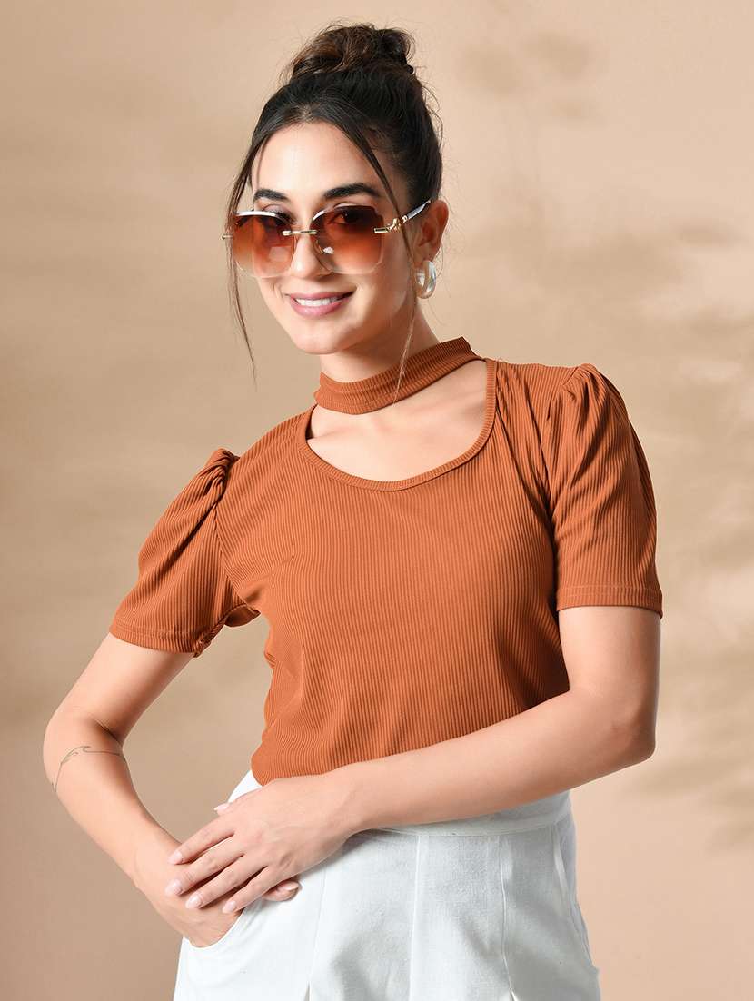 women solid chocker neck straight top - 21364505 - Standard Image - 3
