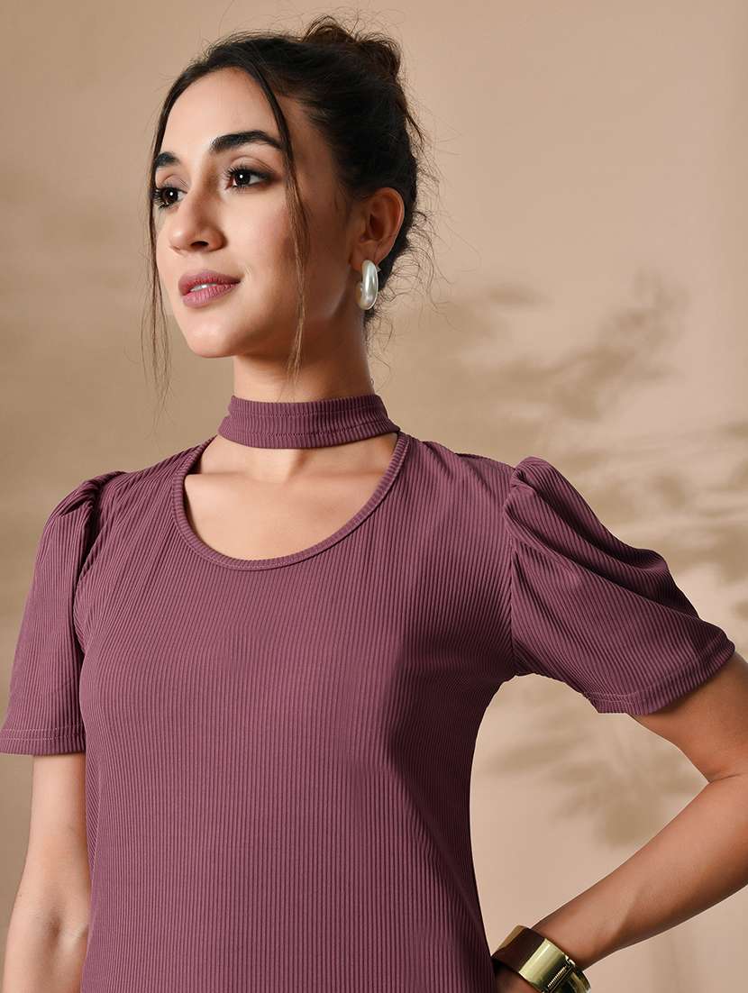 women solid chocker neck straight top - 21364507 - Standard Image - 5