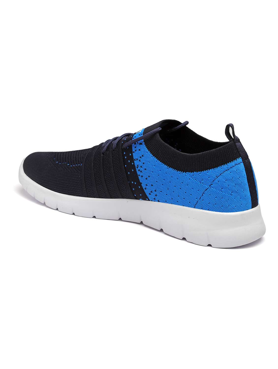 men lace up sport shoes - 21365039 - Standard Image - 3