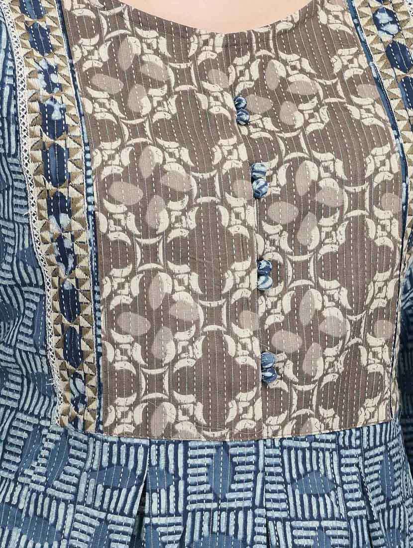women three quarter sleeve a-line kurta - 21365287 - Standard Image - 5
