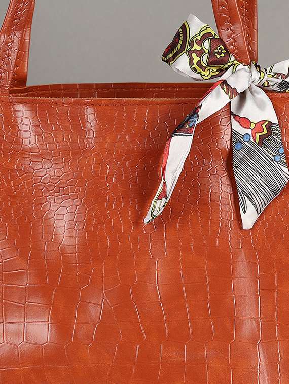 women solids leatherette handbags - 21366359 - Standard Image - 3