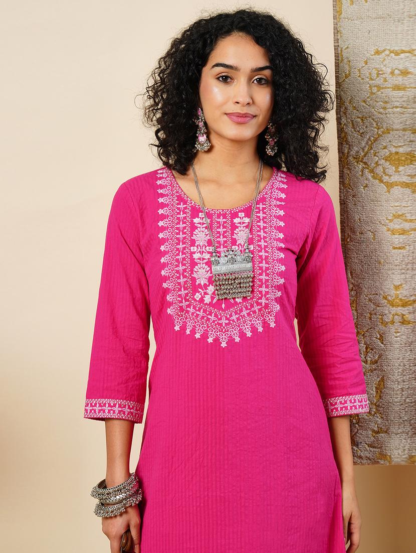 globus women pink cotton thread work embroidered yoke flared hem a-line workwear kurta - 21366544 - Standard Image - 3