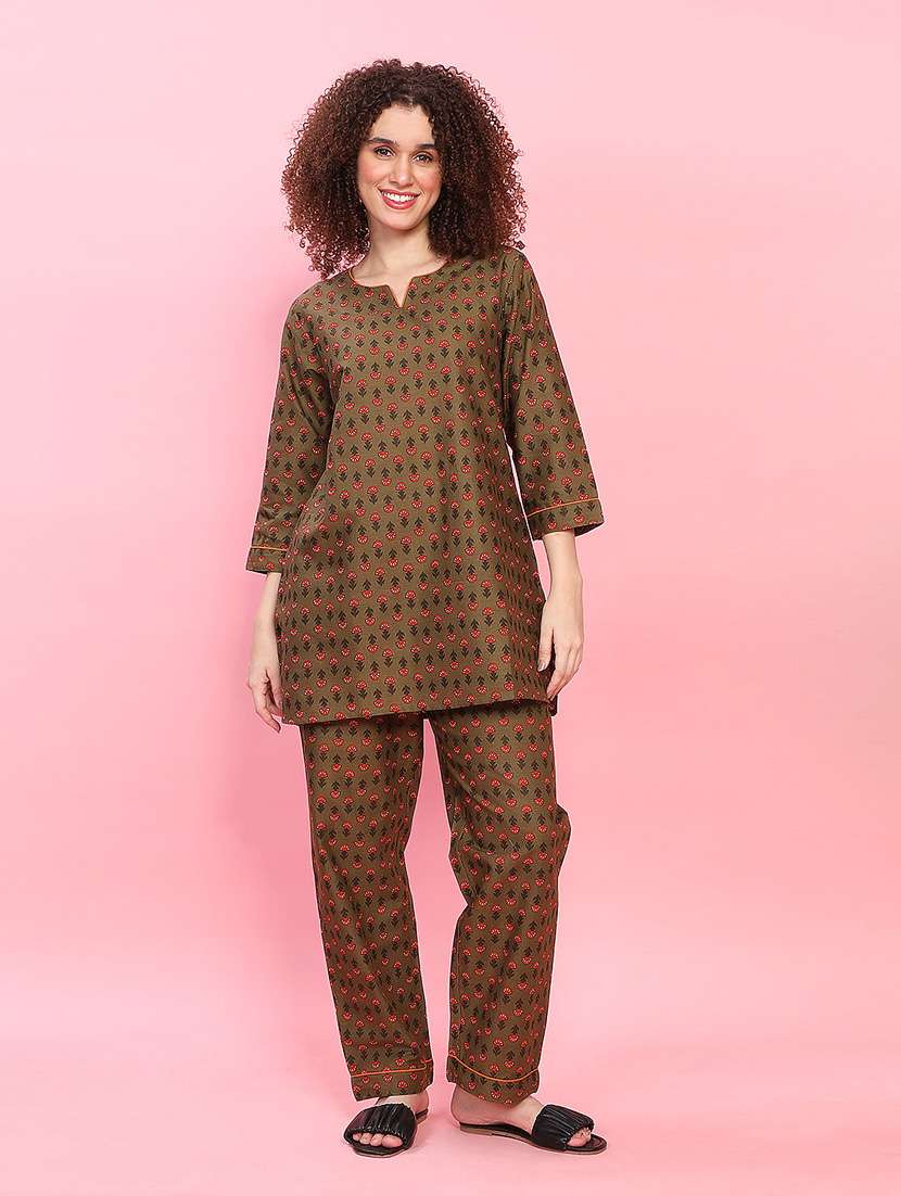 women printed pyjama nightwear set - 21368038 -  Zoom Image - 0