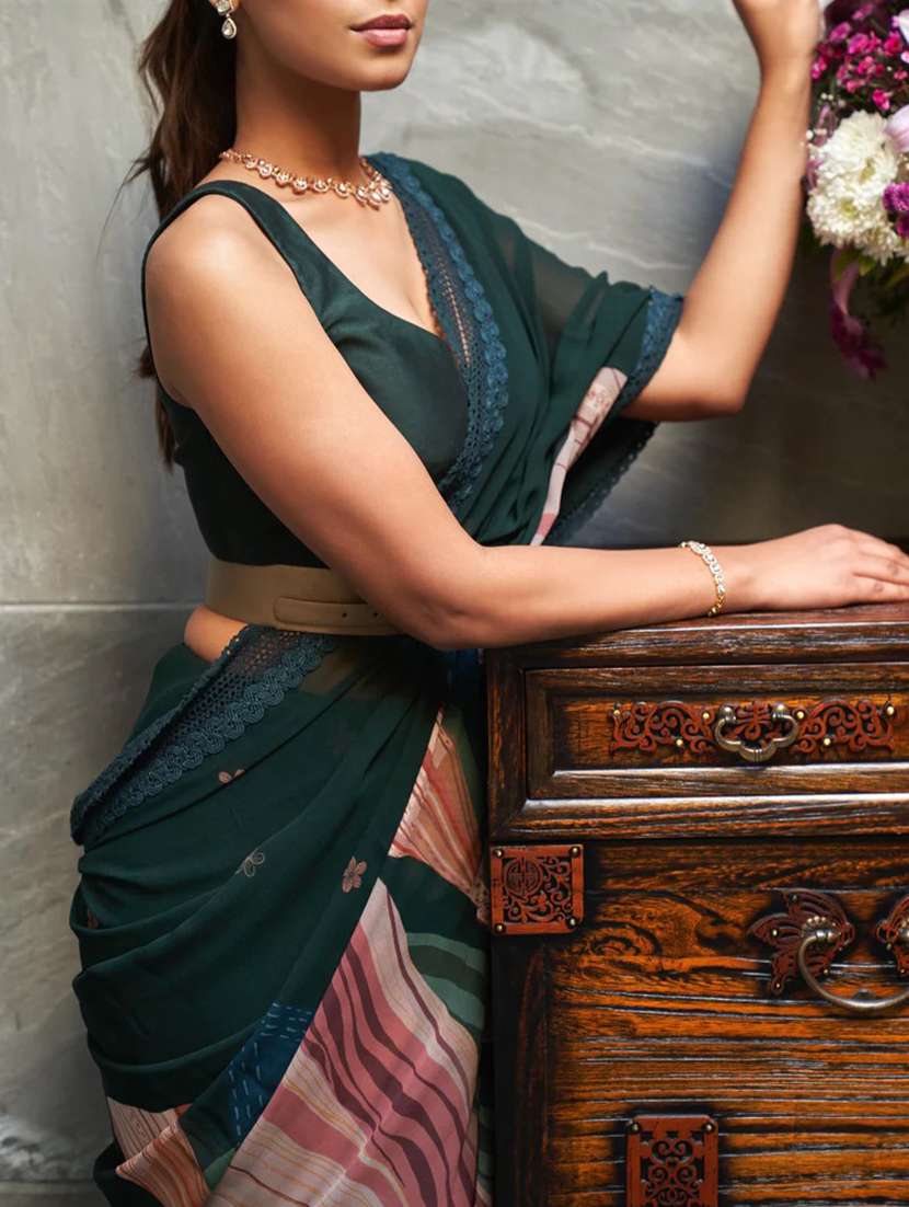 Women Printed Saree With Blouse - 21368738 -  Standard Image - 3