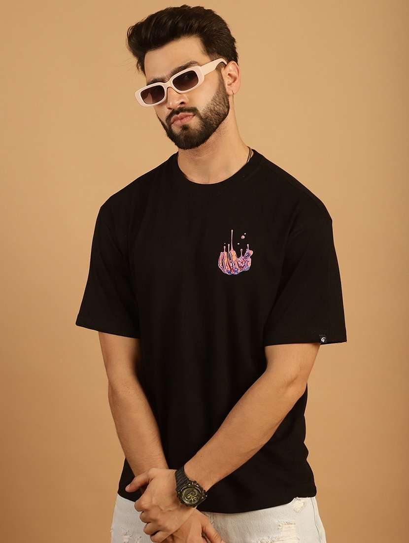 men round neck back print t-shirt - 21369580 -  Standard Image - 3