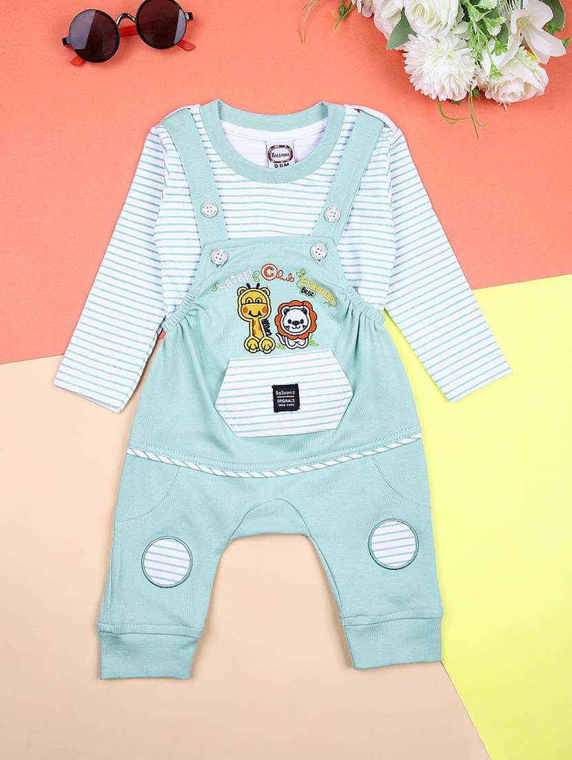 boys printed long sleeves t-shirt & dungaree set