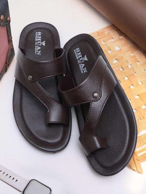black toe separator slipper