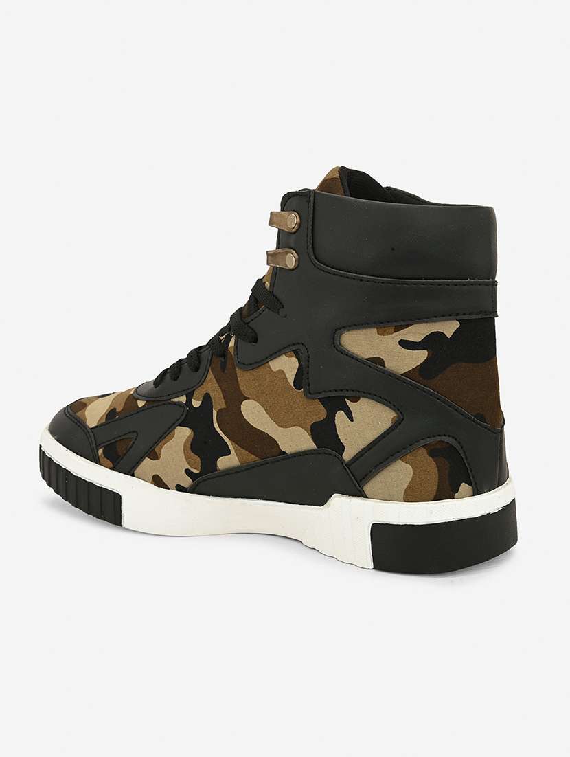 men camouflaged high ankle sneakers - 21370038 - Standard Image - 3