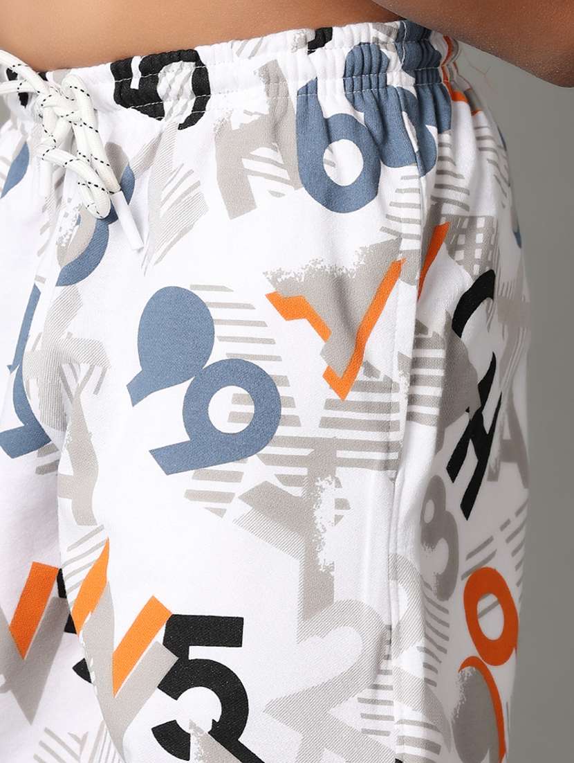 boys white printed t-shirts & shorts - 21371250 -  Standard Image - 5