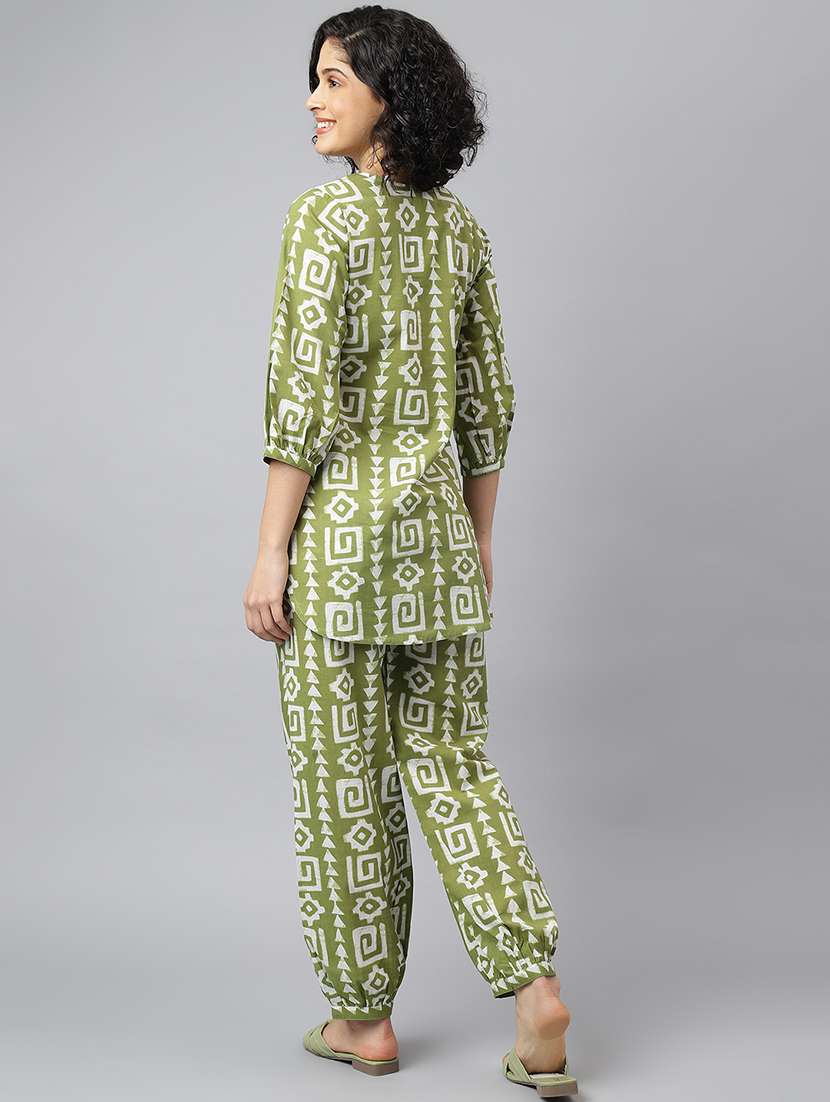 women printed ethnic co-ord set - 21371655 -  Standard Image - 3