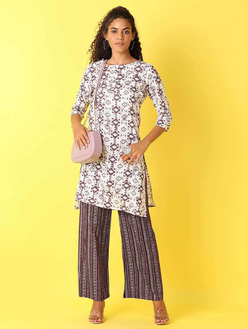 women printed round neck kurta palazzo set  - 21371941 -  Standard Image - 3