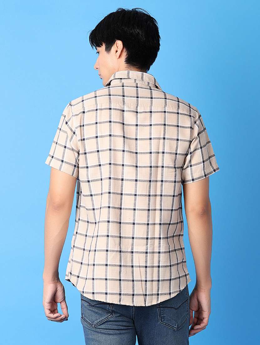 men checks short sleeves casual shirt - 21371979 -  Standard Image - 3