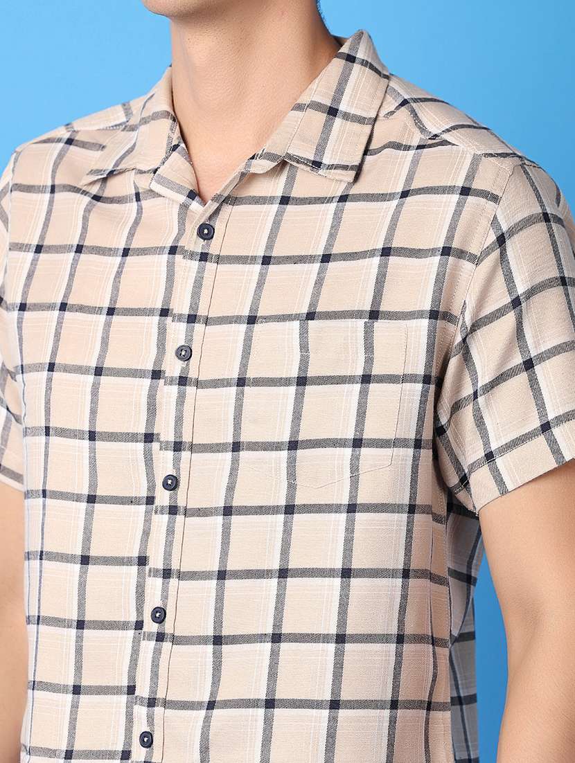 men checks short sleeves casual shirt - 21371979 -  Standard Image - 5