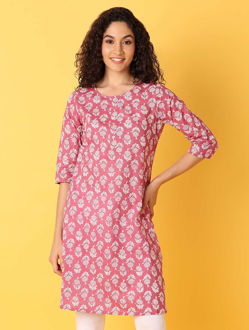 women three quarter sleeve straight kurta