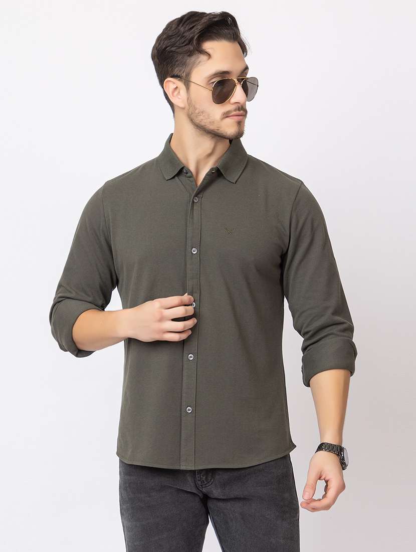 men solids long sleeves casual shirt