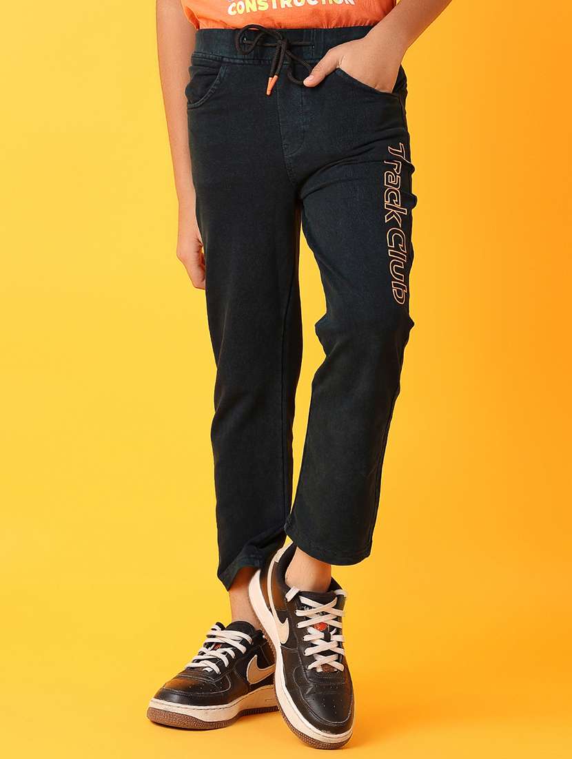 boys printed t-shirt & joggers set