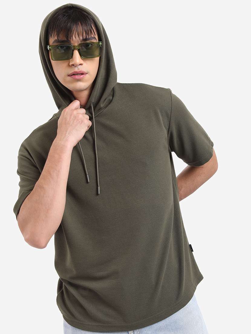 men solid hood neck oversized t-shirt