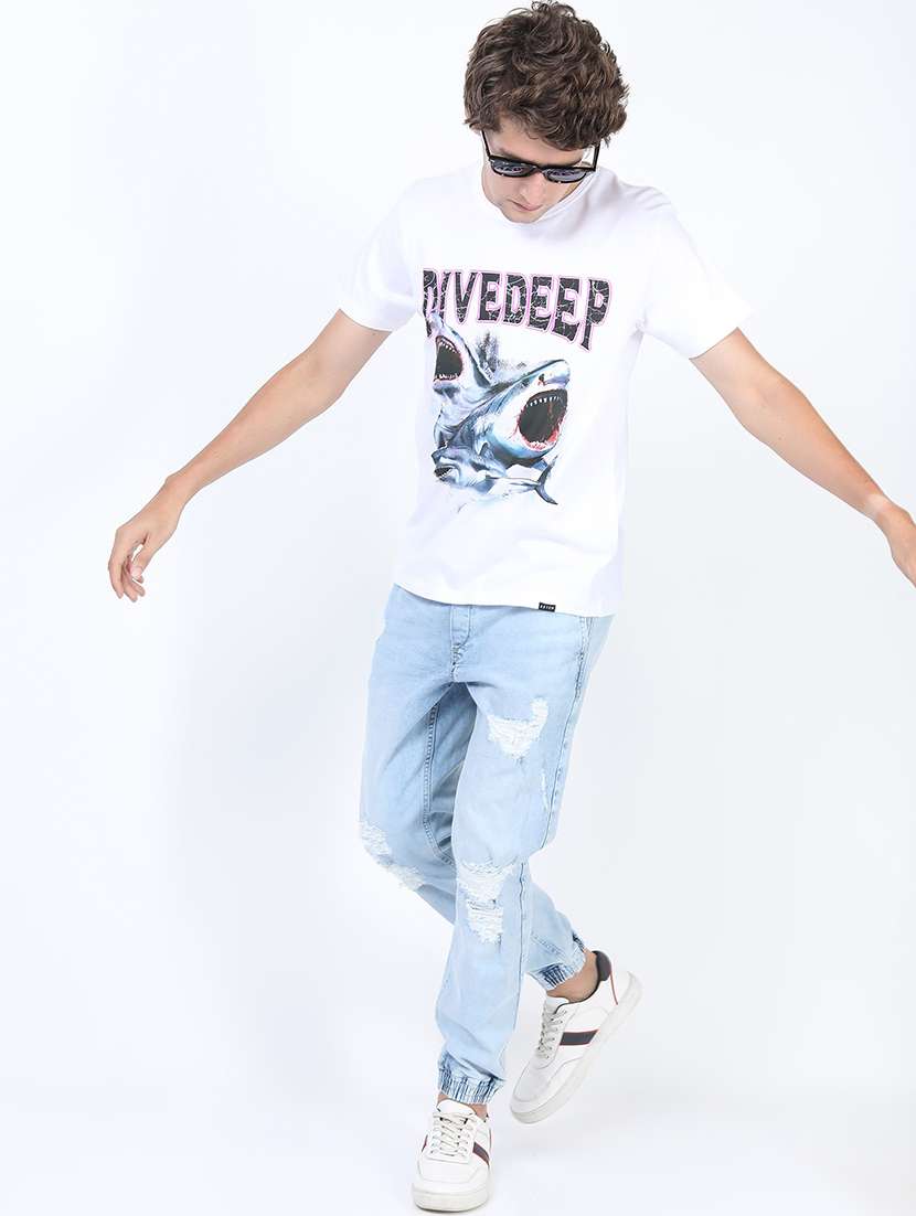 men front print round neck t-shirt - 21375444 -  Standard Image - 3