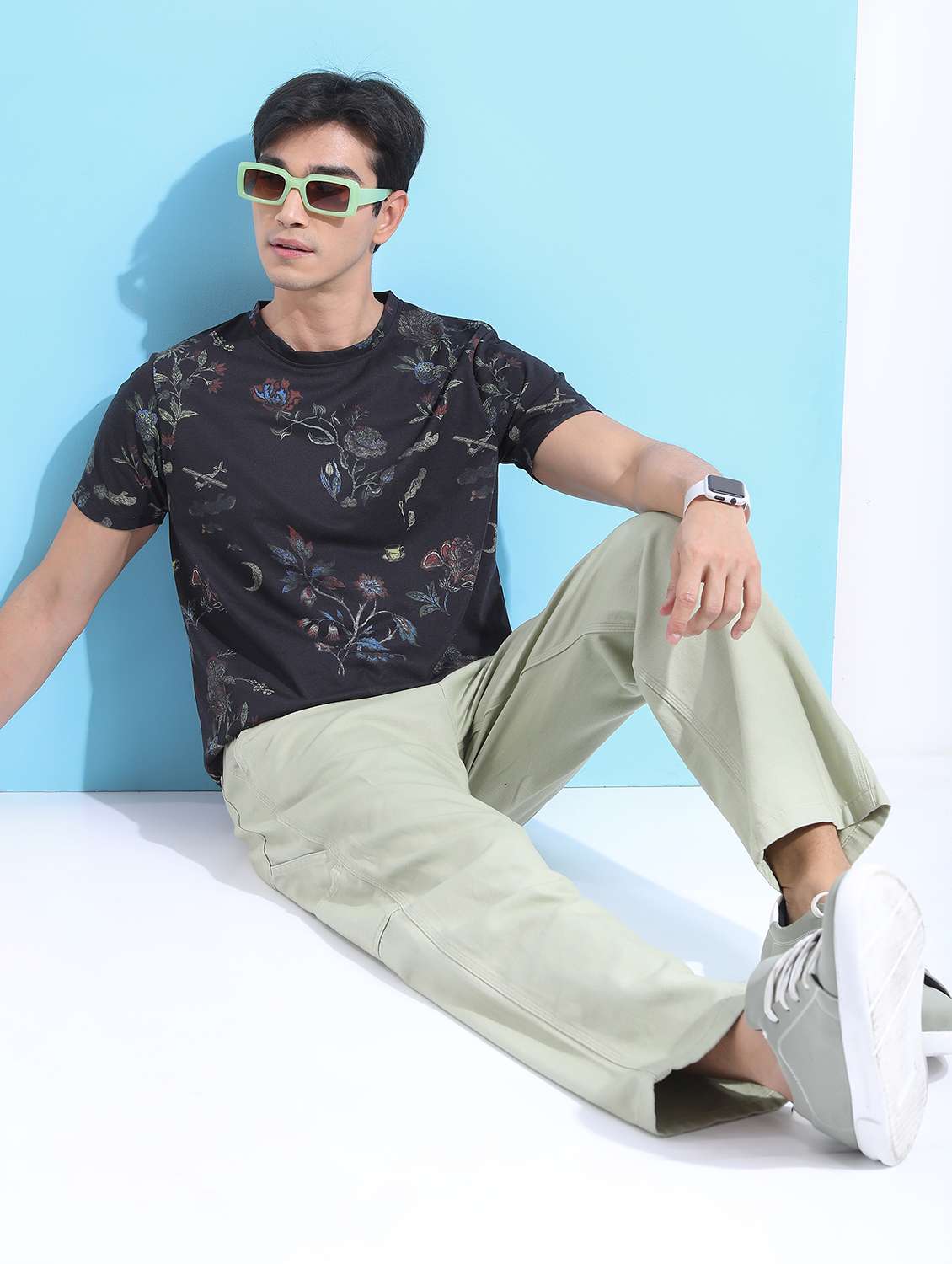 men all over print short sleeve t-shirt - 21375535 -  Standard Image - 3