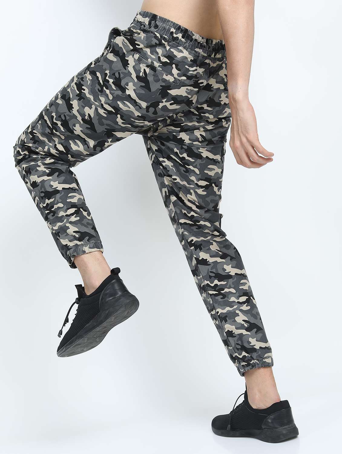 men mid rise camouflage printed cargo - 21375544 -  Standard Image - 3