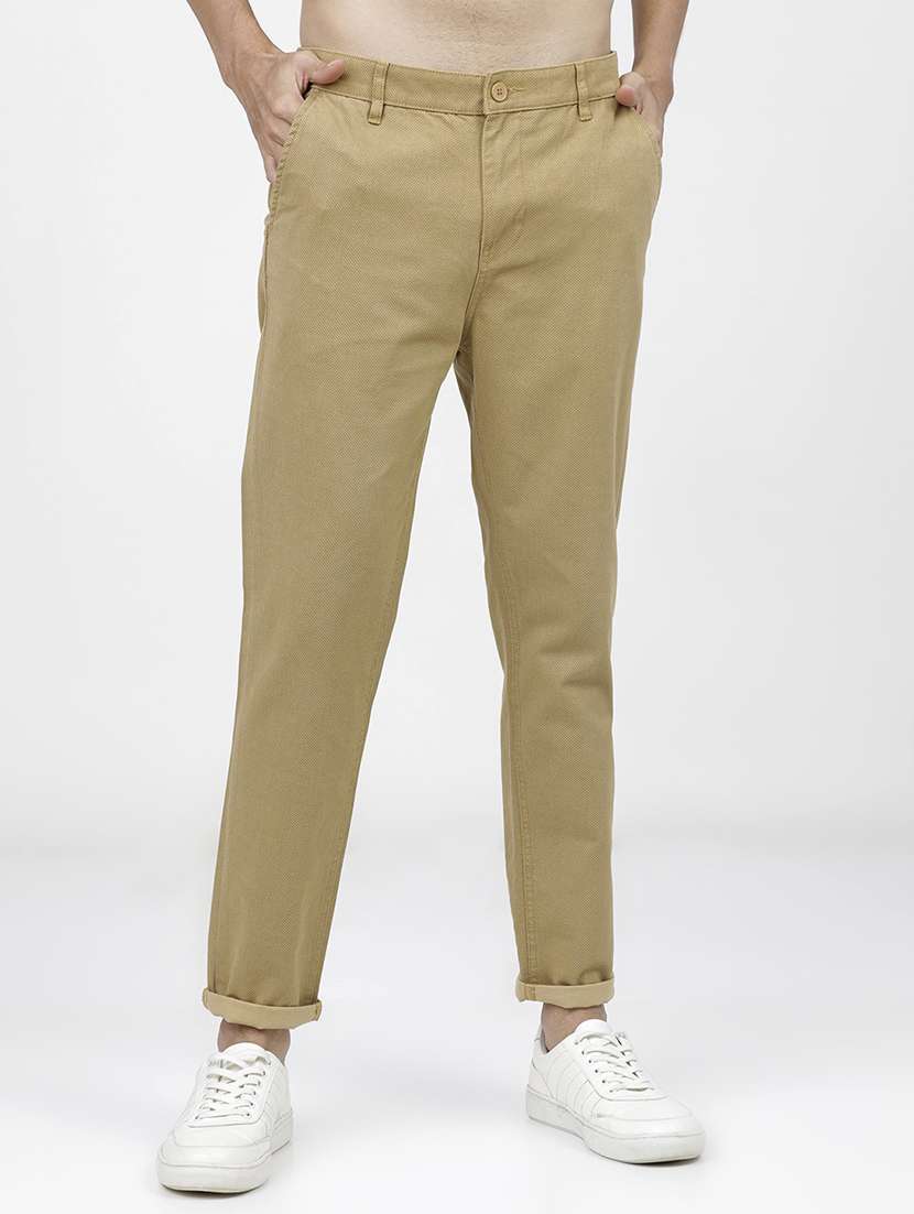men mid rise solid chinos