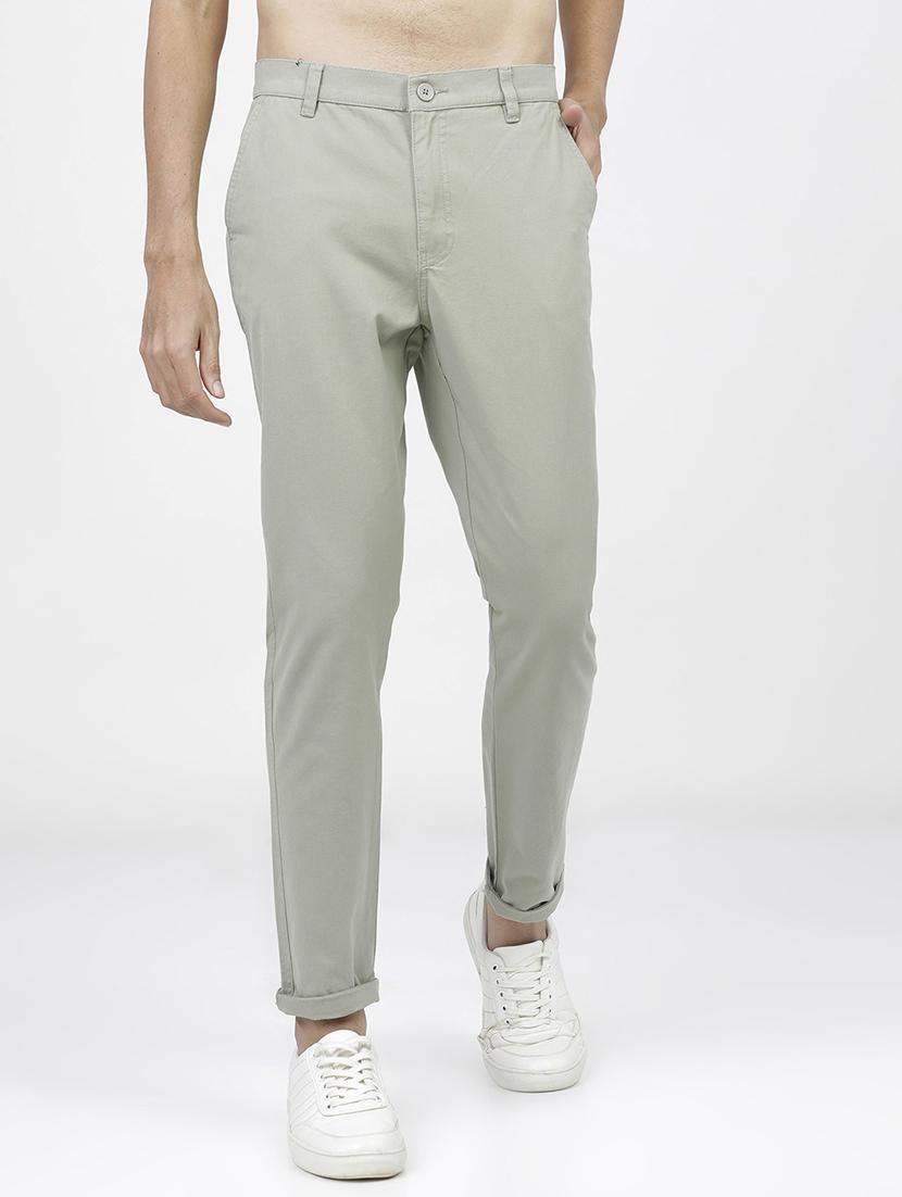 men mid rise solid chinos