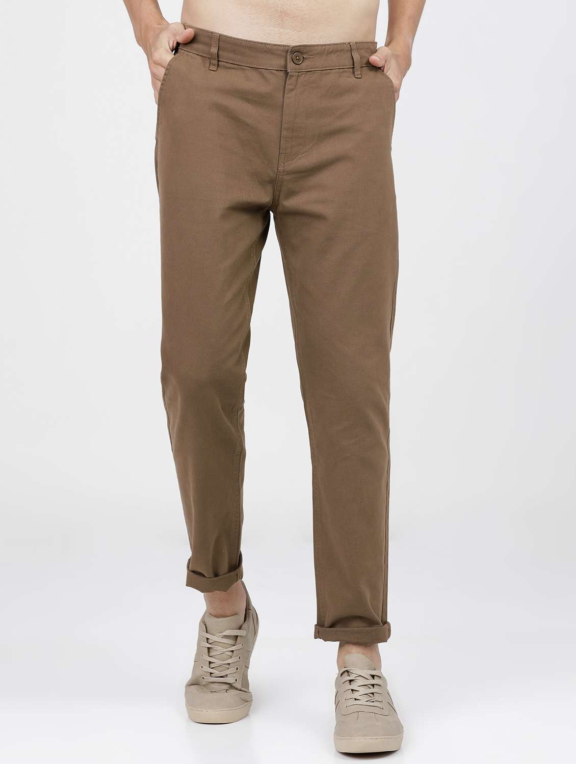 men mid rise solid chinos