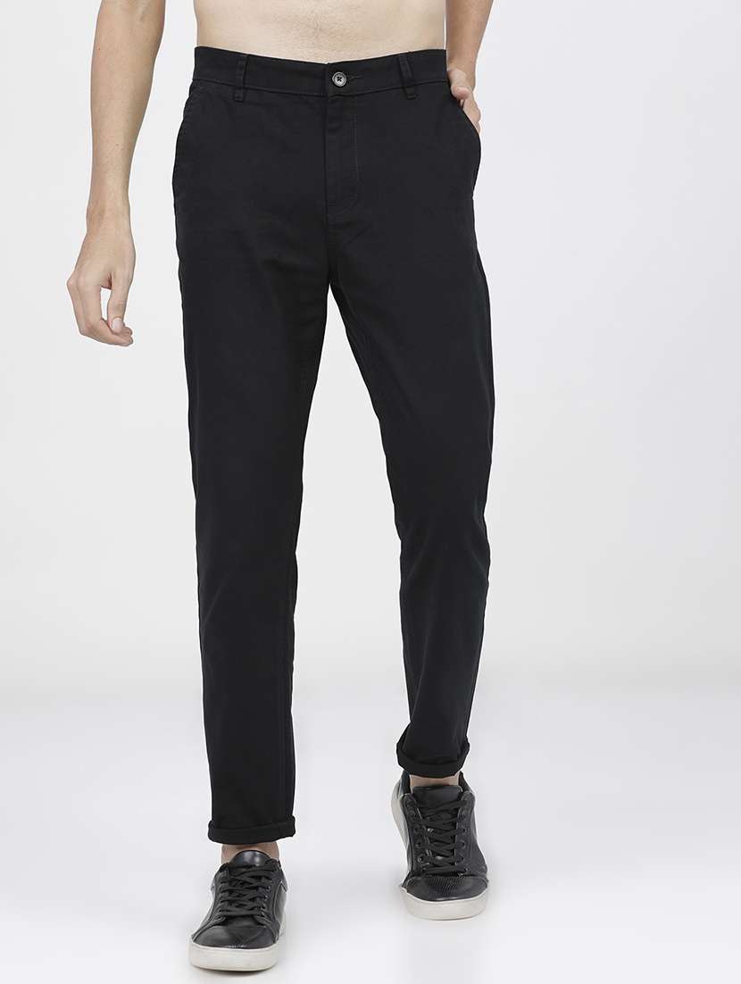 men mid rise solid chinos