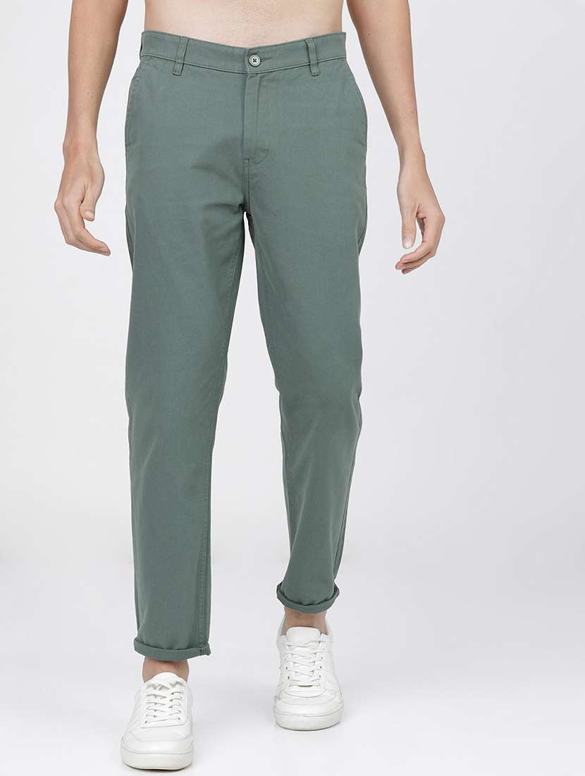 men mid rise solid chinos