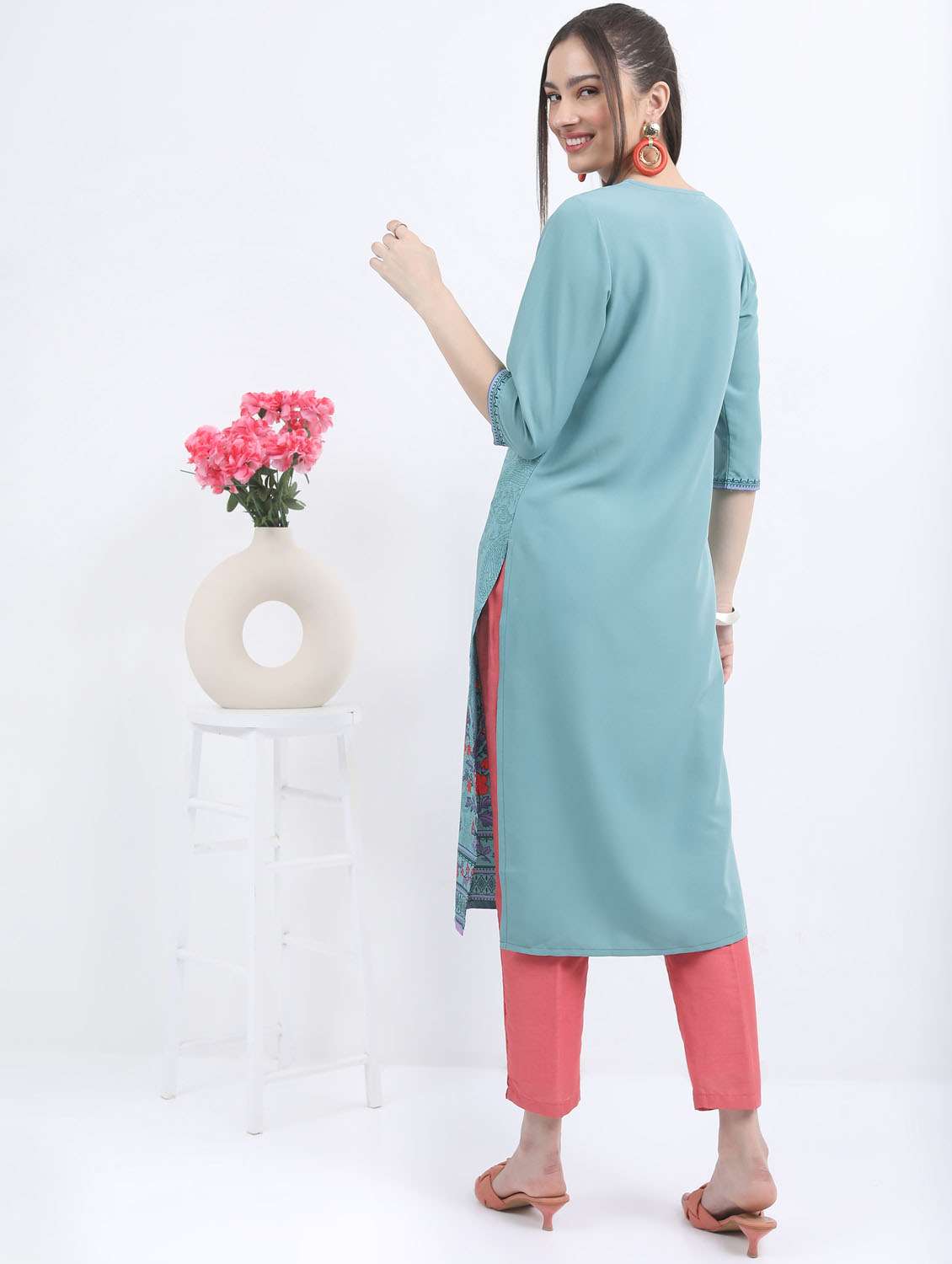 women three quarter sleeve straight kurta - 21376103 -  Standard Image - 3